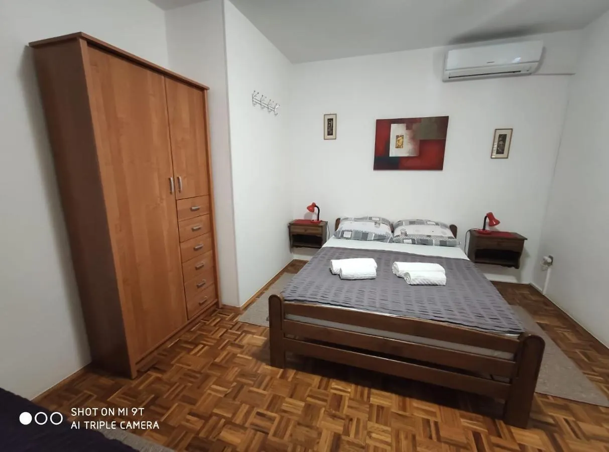 Lägenhet Apartmani Svajka Baška